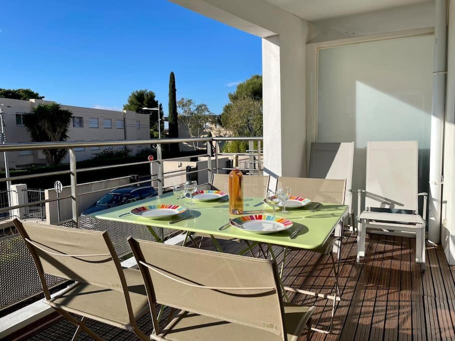 17 - Appartement Neuf, Parking Terrasse Et Jolie Vue Bandol Buitenkant foto