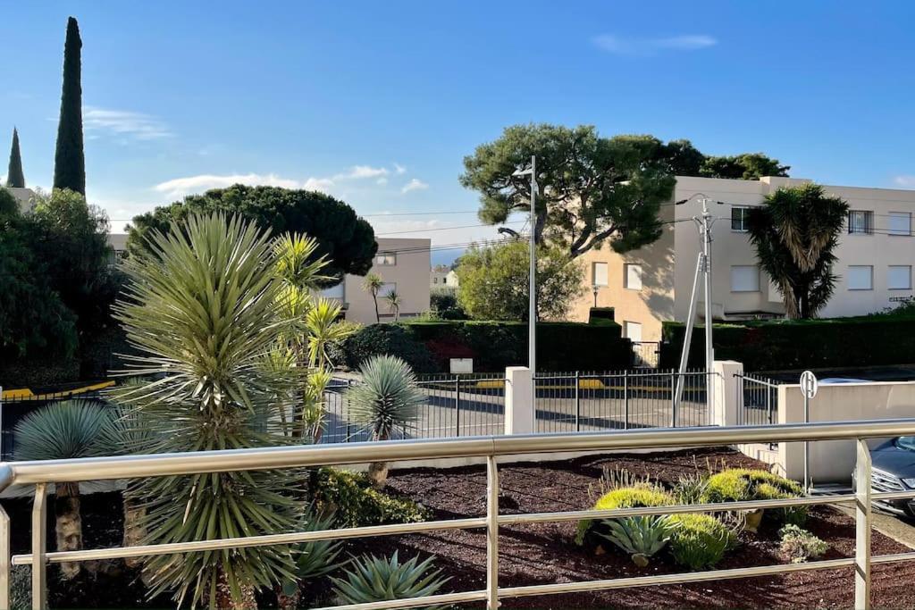 17 - Appartement Neuf, Parking Terrasse Et Jolie Vue Bandol Buitenkant foto