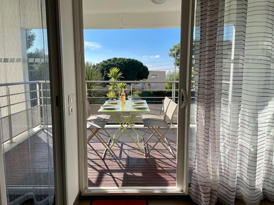 17 - Appartement Neuf, Parking Terrasse Et Jolie Vue Bandol Buitenkant foto