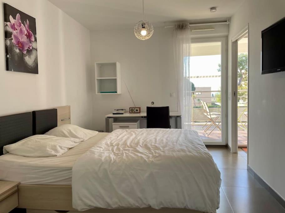 17 - Appartement Neuf, Parking Terrasse Et Jolie Vue Bandol Buitenkant foto